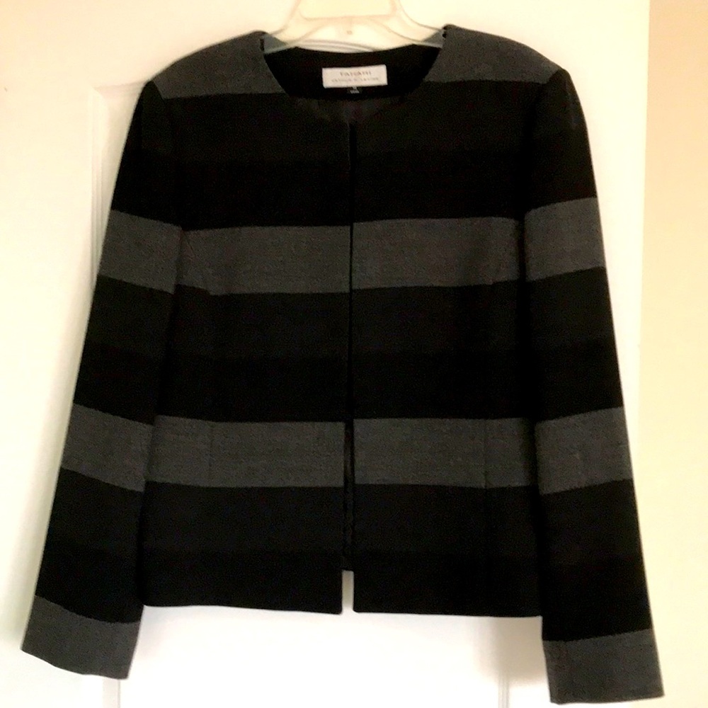 Tahari Womens sport dress jacket for jeans, leggings or dress pants